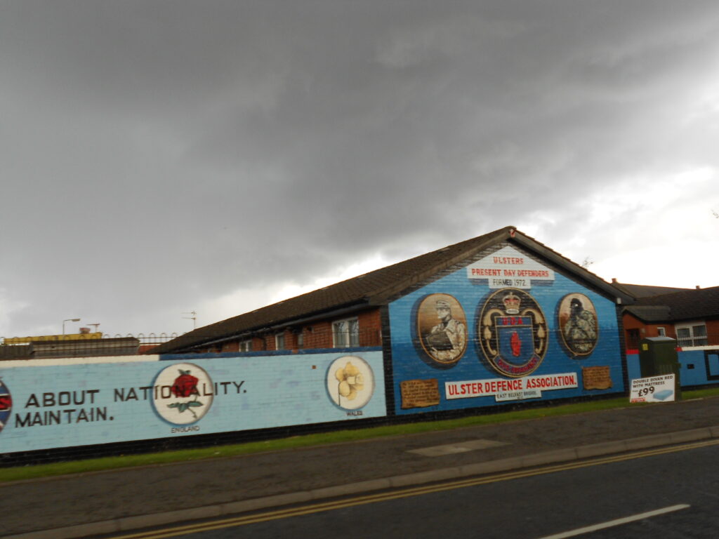 Political wall murals Belfast