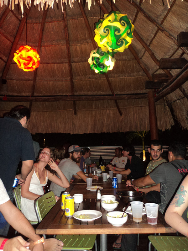 Hostel Mundo Joven Cancun Party