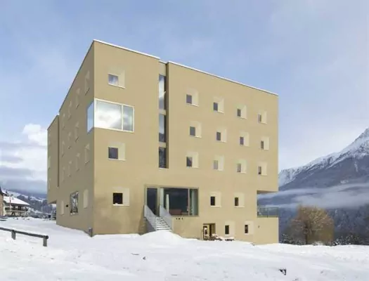 Hostelling International Switzerland Exterior