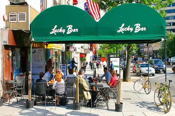 luckybar-ElvertBarnes_606