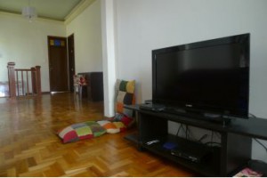 La Em Casa Hostel-Pousada's television room in Belo Horizonte