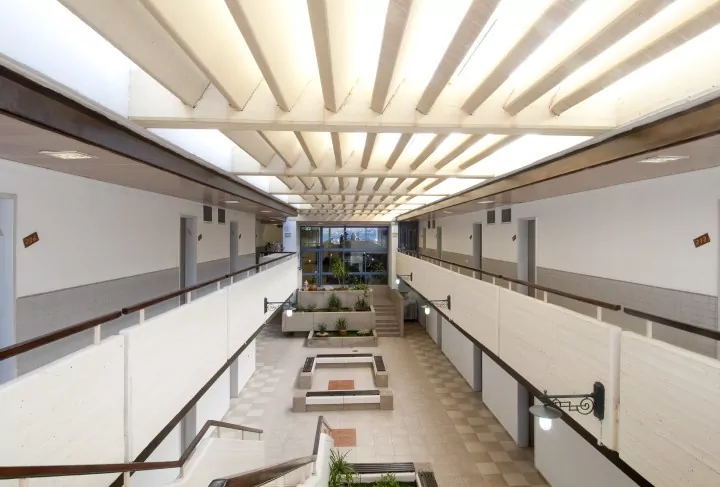 img39309-Hallway-in-the-Eilat-Hostel-in-Israel