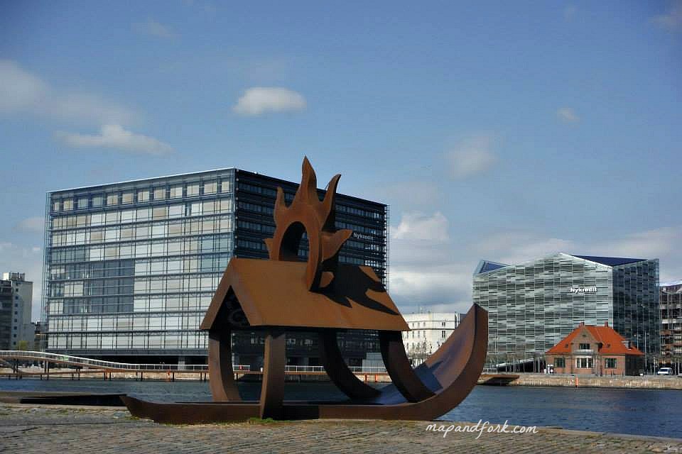 Photo 2 - Viking boat
