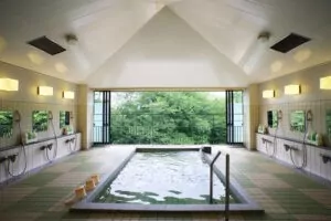 img31600-Kyoto-Utano-YH-Swimming-Pool