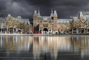 The iamsterdam sign in front of the Rijksmuseum.