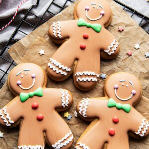 decorated gingerbread people