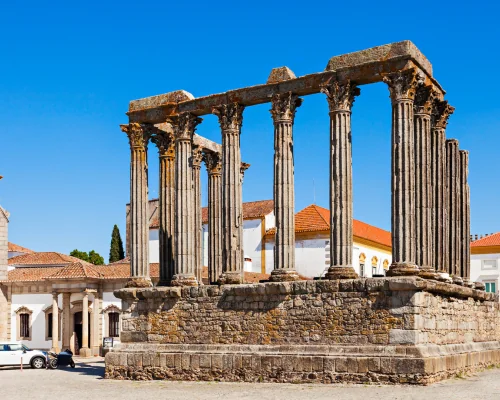Evora